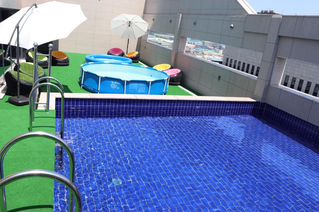 Western Bay Marina Hotel Pyeongtaek Esterno foto