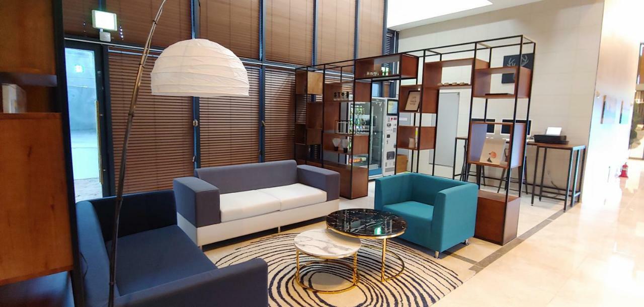Western Bay Marina Hotel Pyeongtaek Esterno foto