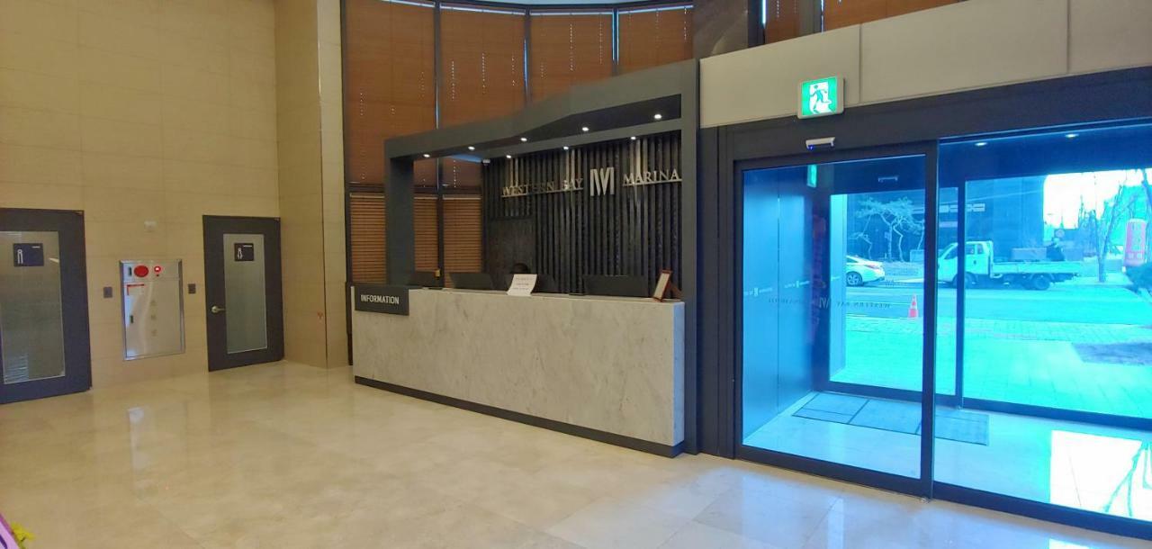 Western Bay Marina Hotel Pyeongtaek Esterno foto