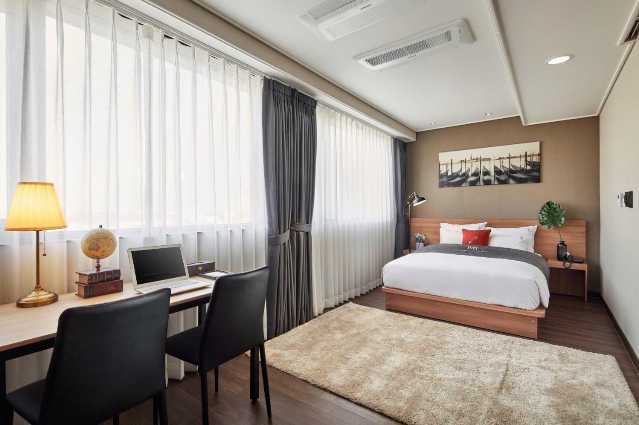 Western Bay Marina Hotel Pyeongtaek Esterno foto